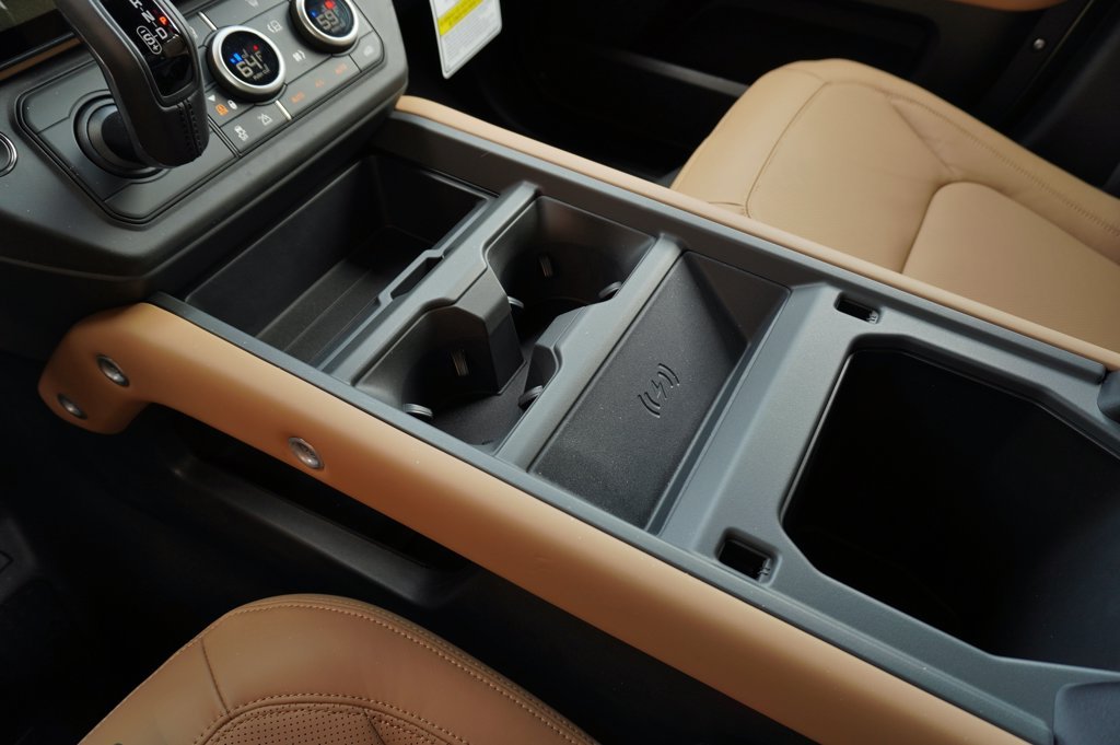 New 2026 Woolstone Green Land Rover S image 26