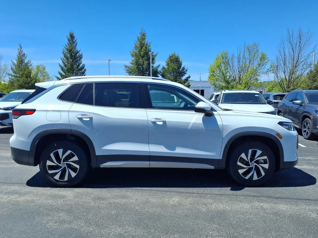 New 2026 Pure White Volkswagen 2.0T S image 3