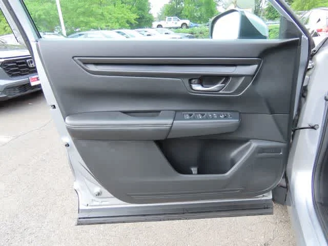 Certified Used 2024 Lunar Silver Metallic Honda EX image 15