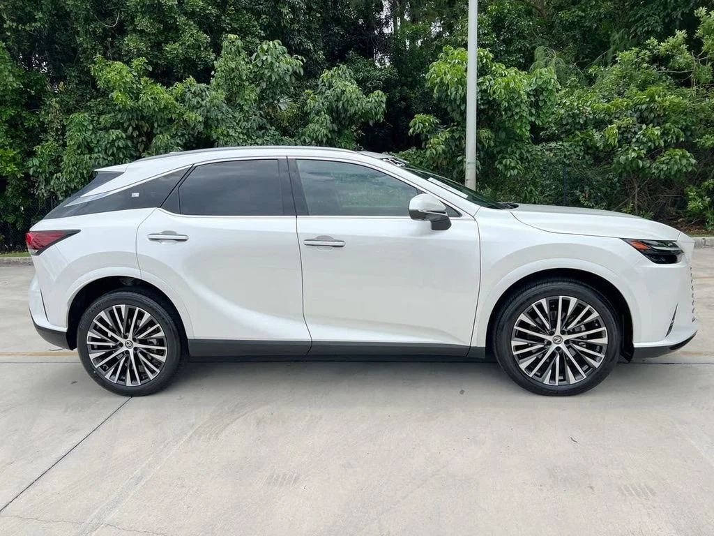 2023 Lexus RX 350 - Photo 8