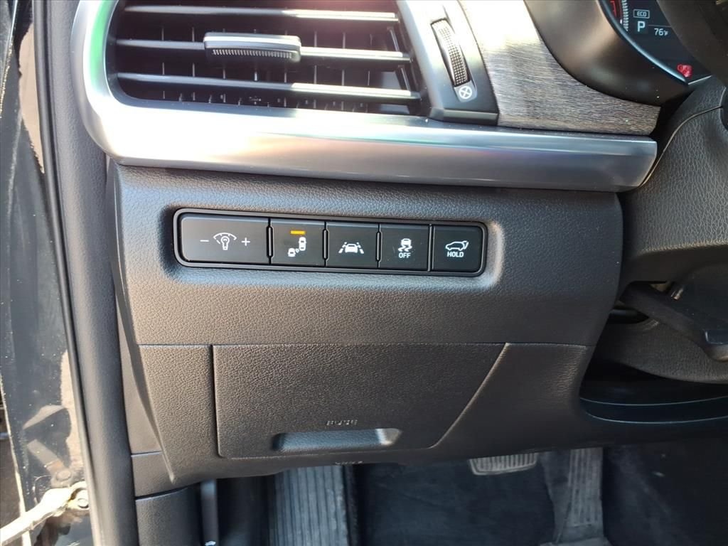 Used 2022 Ebony Black Kia EX image 15