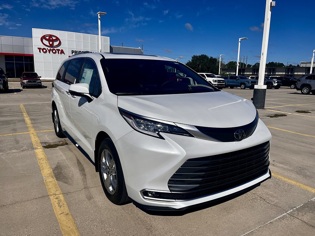 2026 Toyota Sienna