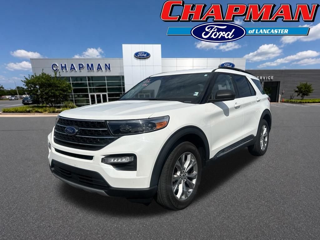 Used 2022 White Ford XLT image 1