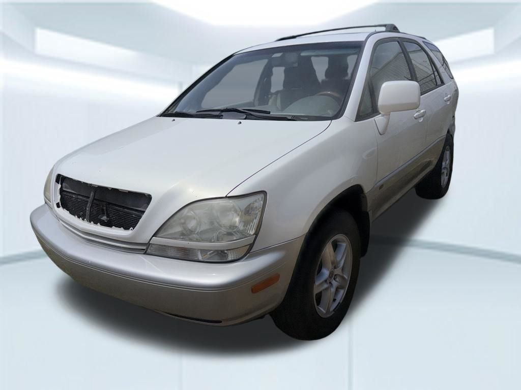 Used 2003  Lexus 300 image 2