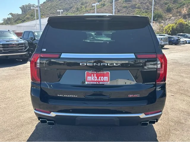 2026 GMC Yukon Denali - Photo 12