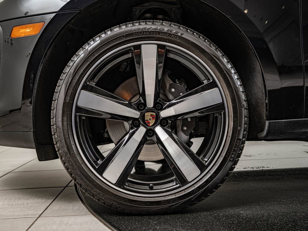 Used 2025 Jet Black Metallic Porsche  image 12