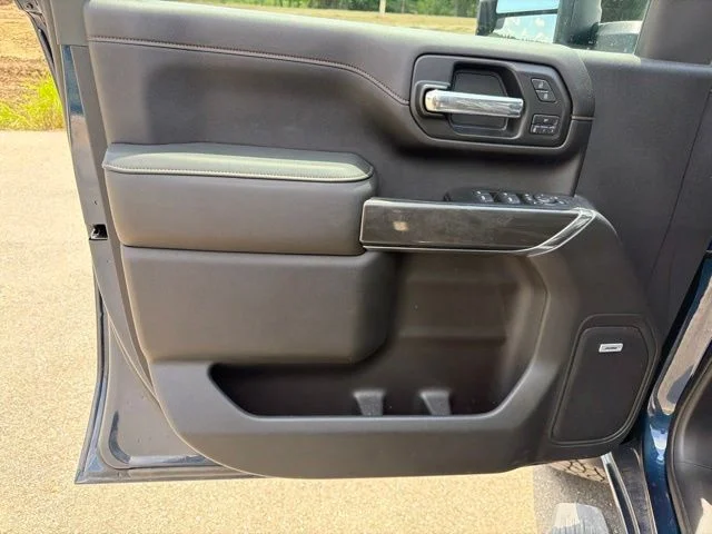 Used 2020 Blue GMC AT4 image 12
