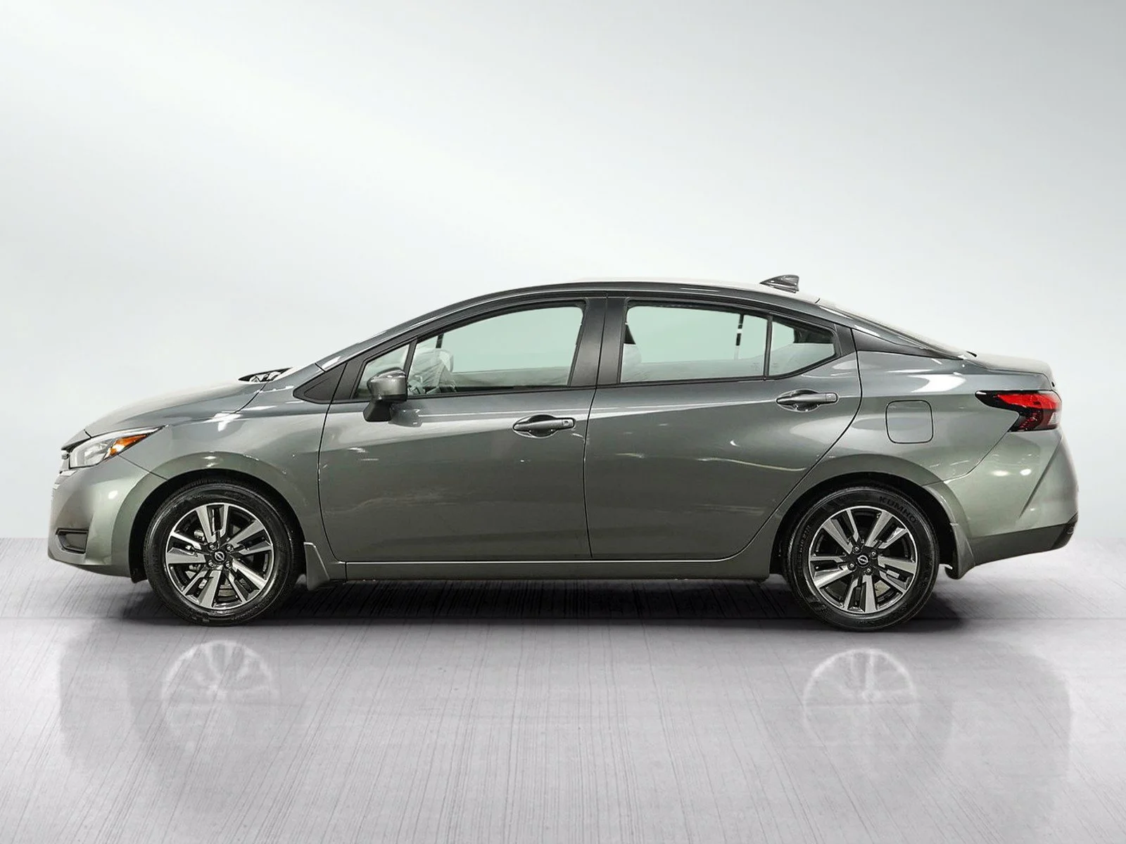 Used 2025 Nissan Versa Sedan SV with VIN 3N1CN8EV3SL880234 for sale in White Bear Lake, Minnesota