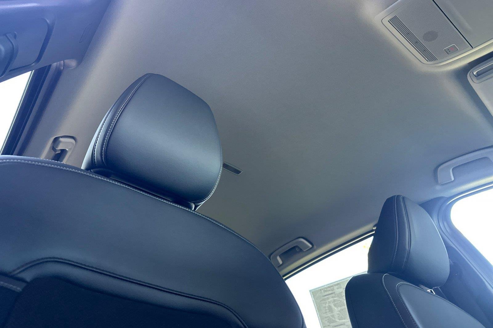 New 2026 Rhodium White Metallic Mazda 2.5 S Preferred image 18