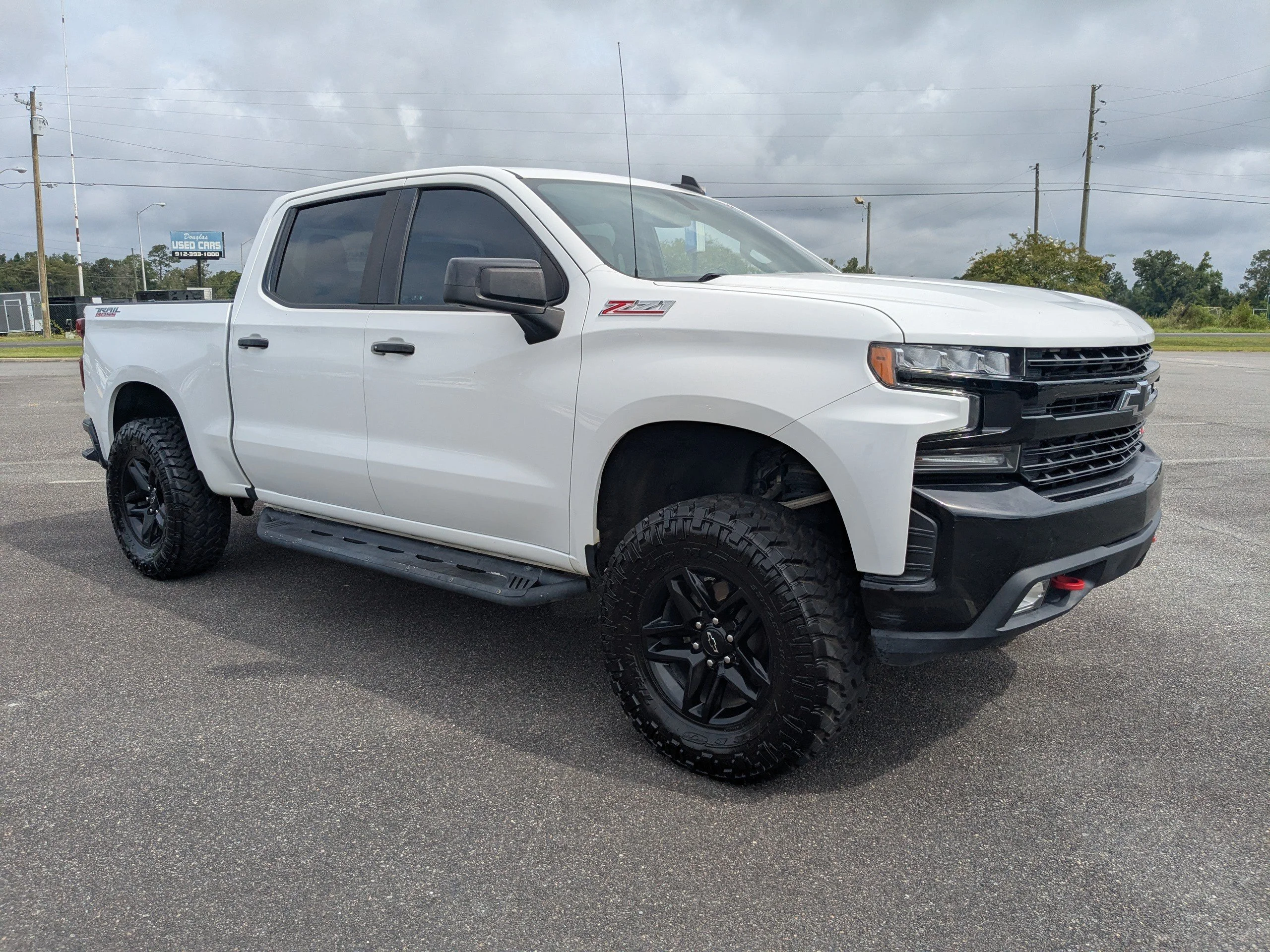 Used 2021 SUMMIT WHITE Chevrolet LT Trail Boss image 1