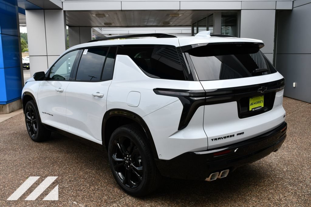 New 2027 Polar White Tricoat Chevrolet RS image 4