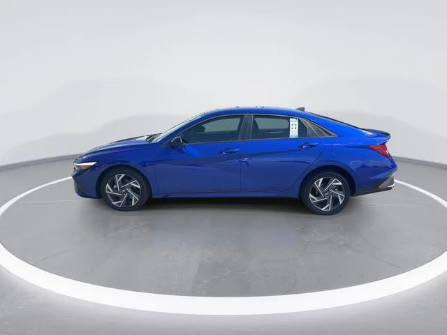 Used 2025 Blue Hyundai SEL Sport image 5