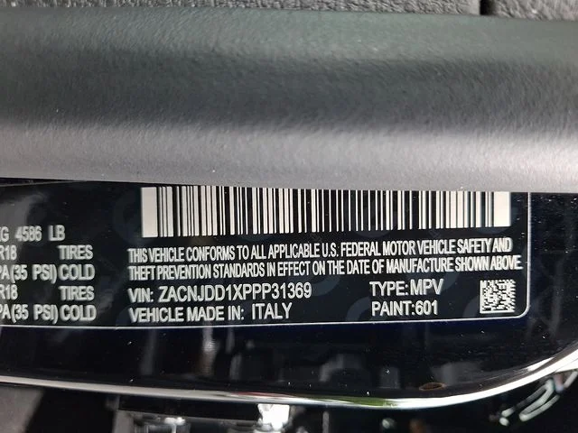 Used 2023 Black Jeep Limited image 27