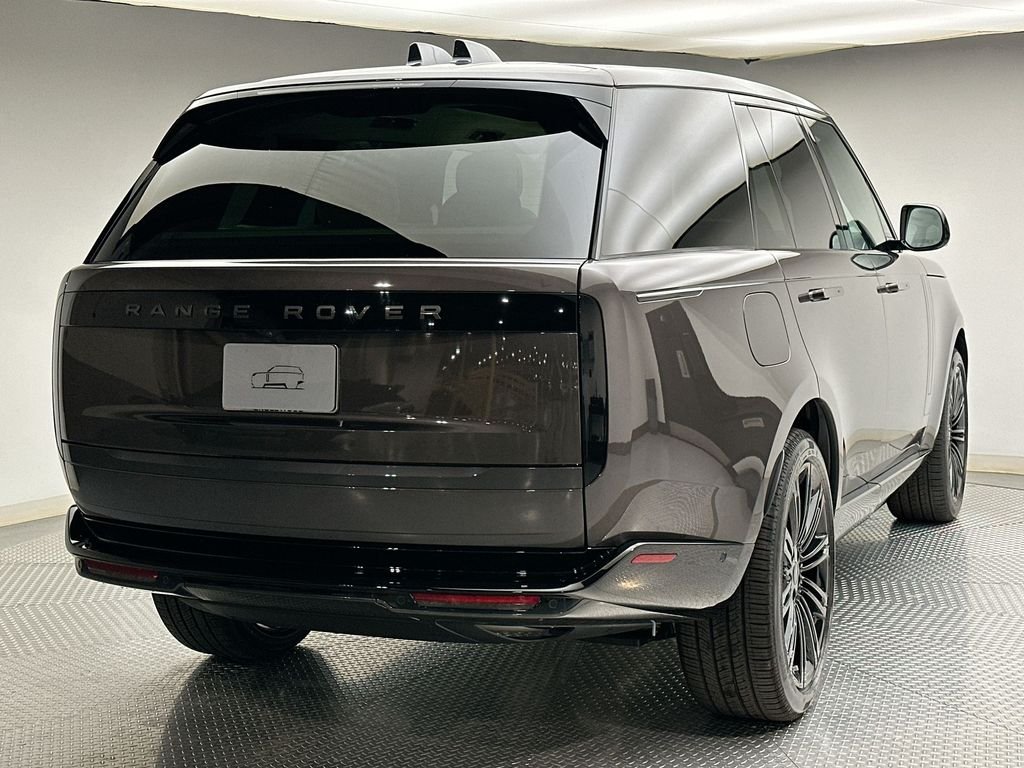 New 2026 Charente Grey Prem Met Land Rover SE image 3