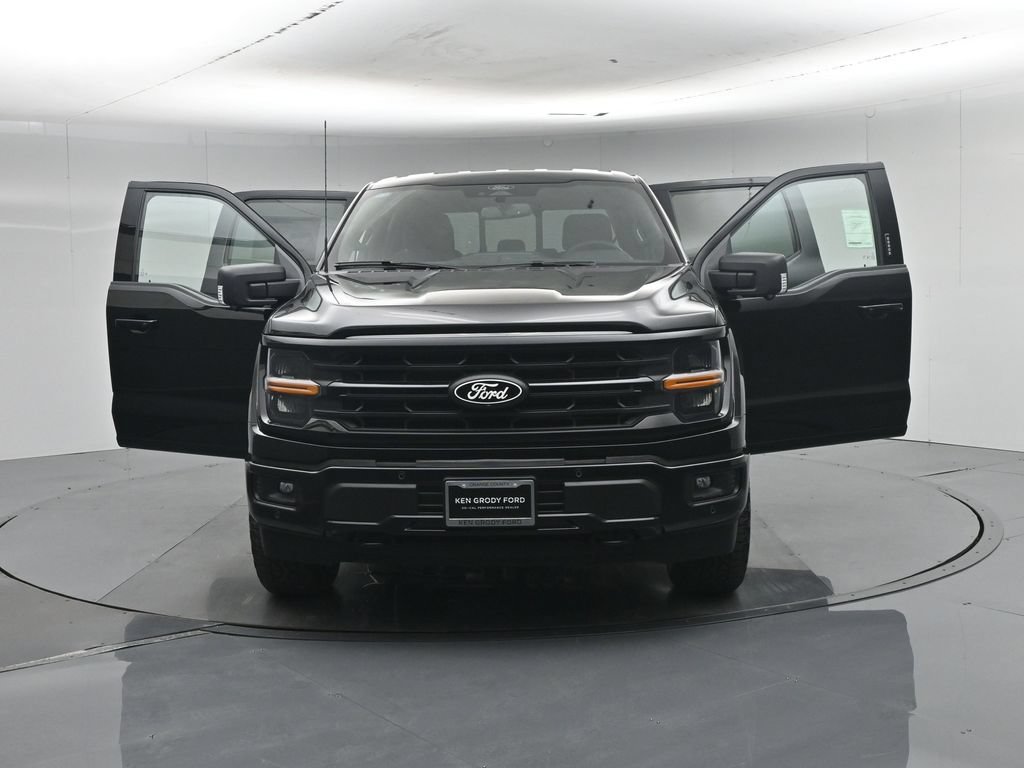 New 2026 Agate Black Metallic Ford XLT image 34