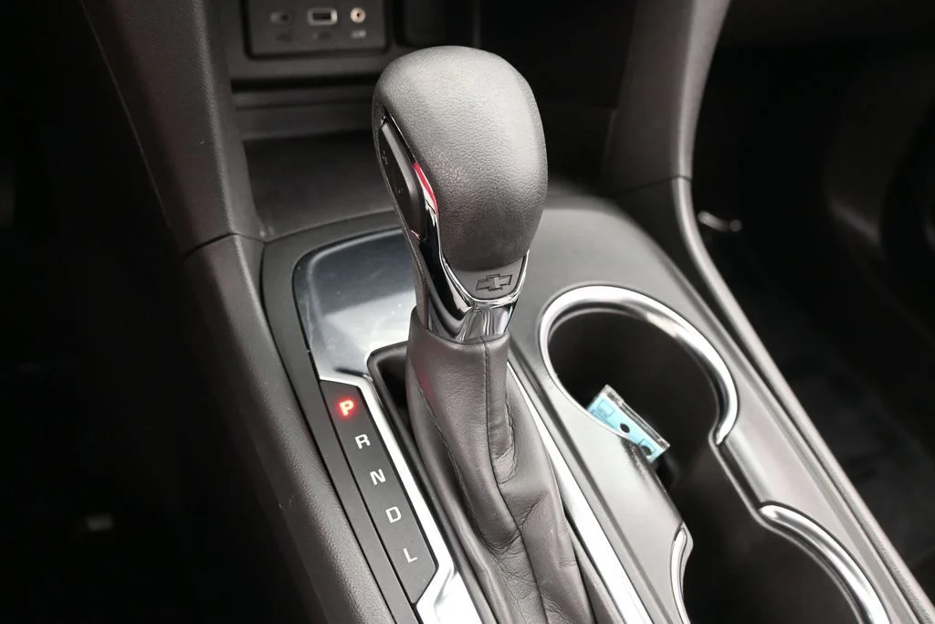 Used 2024 Lakeshore Blue Metallic Chevrolet LS image 19