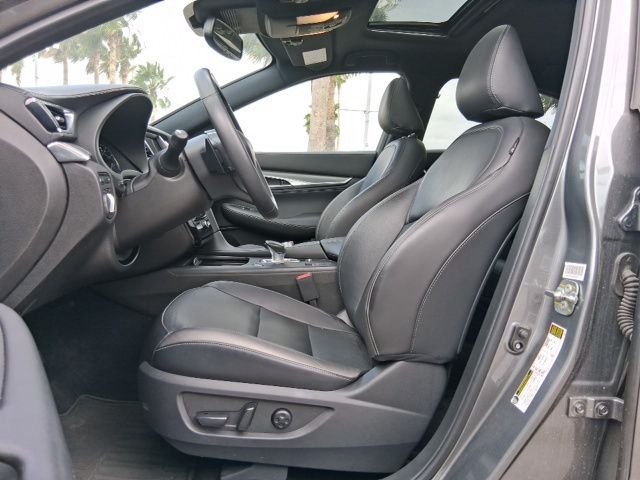 Used 2023 Gray INFINITI LUXE image 19