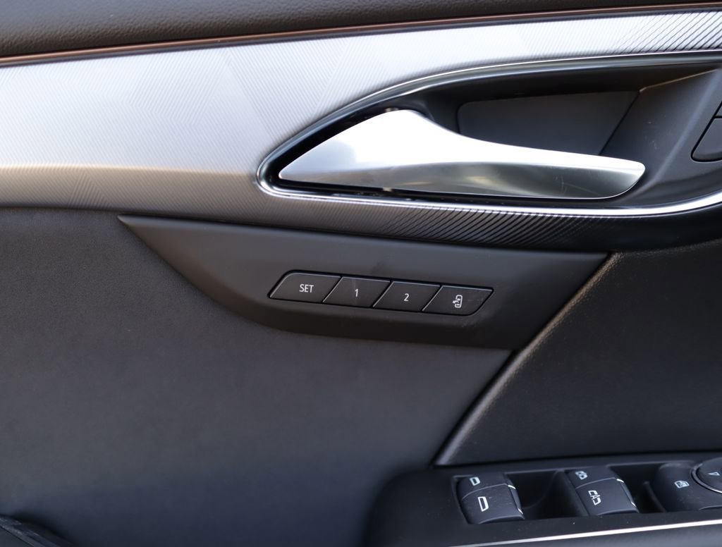 New 2026 Summit White Buick Sport Touring image 30