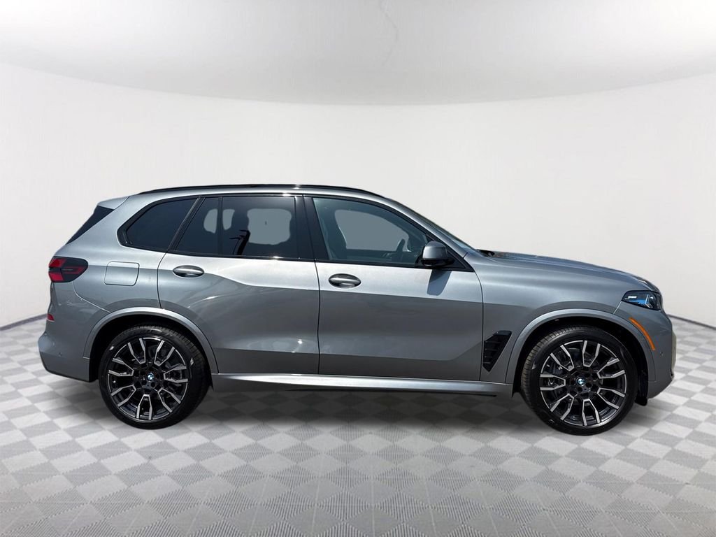 New 2026 Skyscraper Grey Metallic BMW xDrive50e image 3