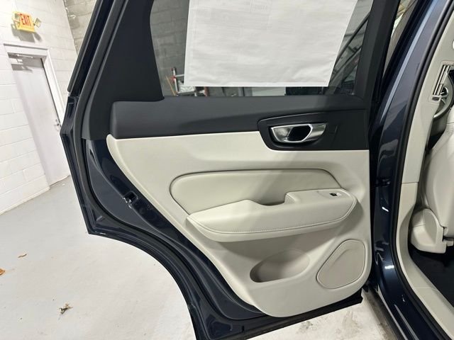New 2026 Blue Volvo T8 Ultra image 12