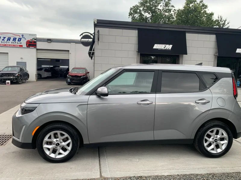 Used 2023 Gray Kia LX Wagon 4D image 8