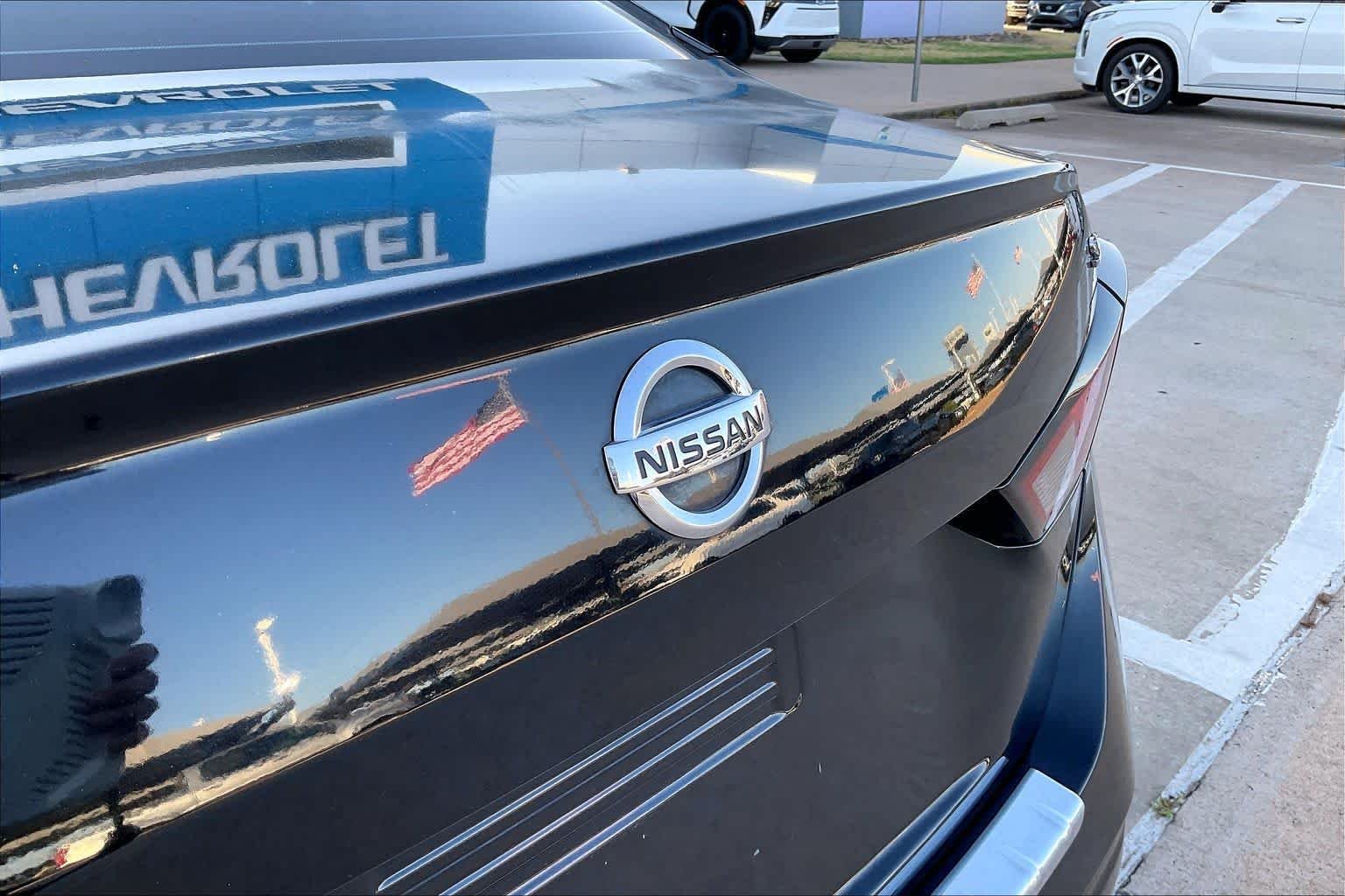 Used 2020 Super Black Nissan 2.5 SR image 28