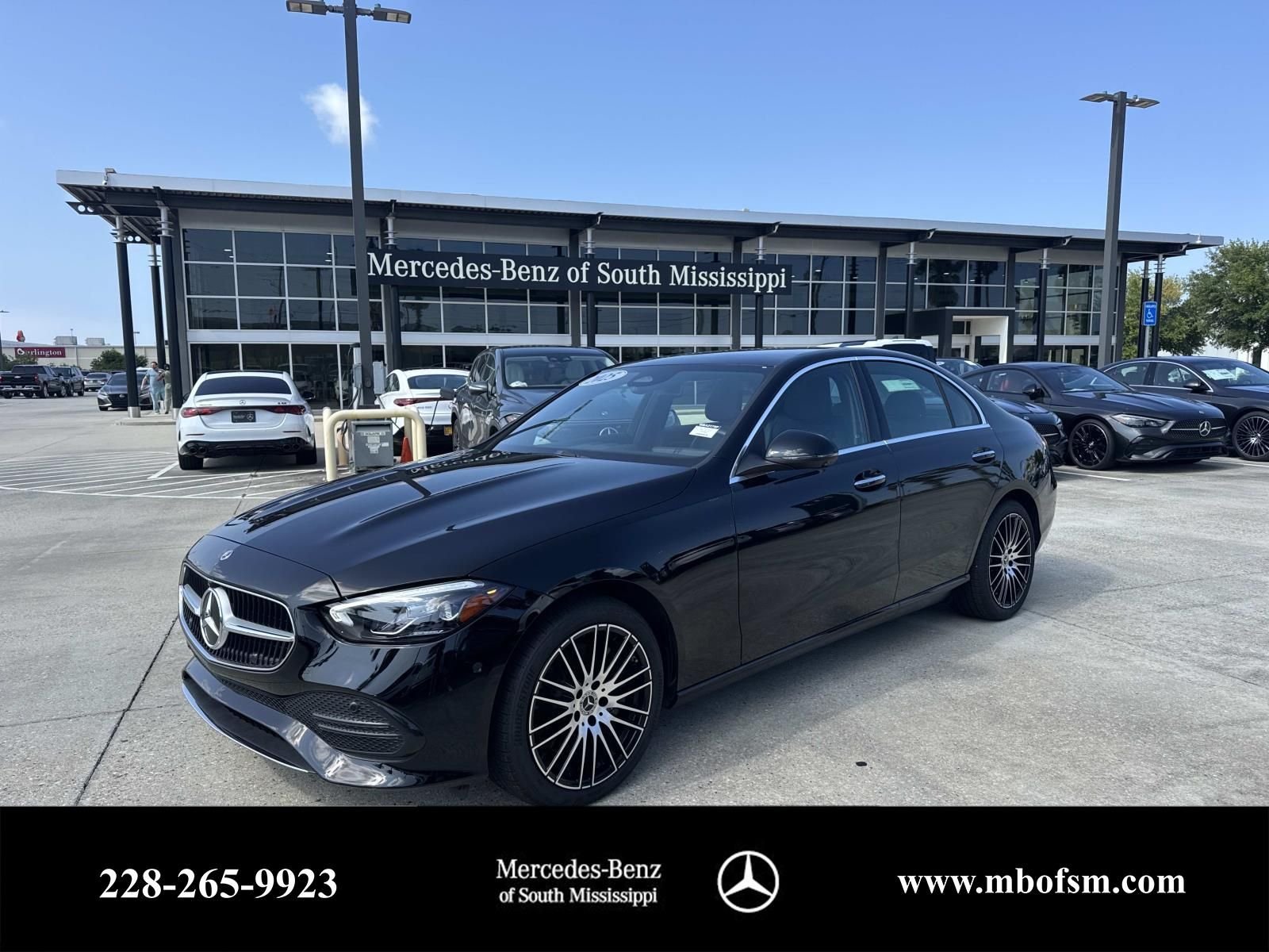 2025 Mercedes-Benz C-Class C 300's photo