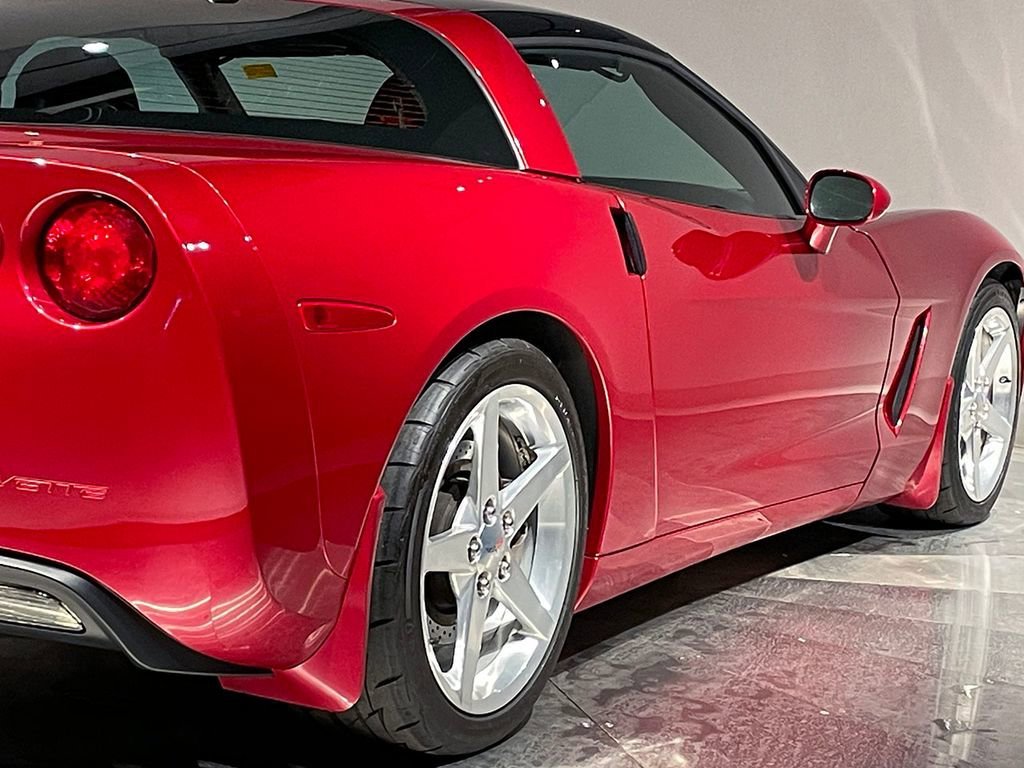 Used 2005 Magnetic Red Metallic Chevrolet NA image 29