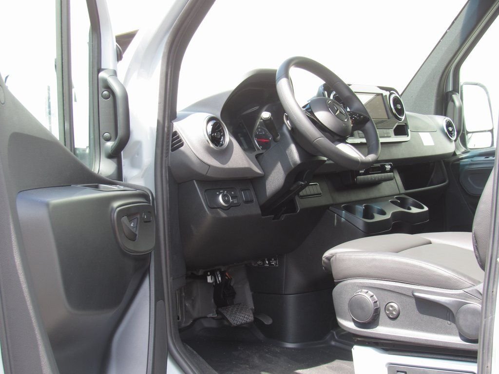 2025 Mercedes-Benz Sprinter Cargo Van Base - Photo 10
