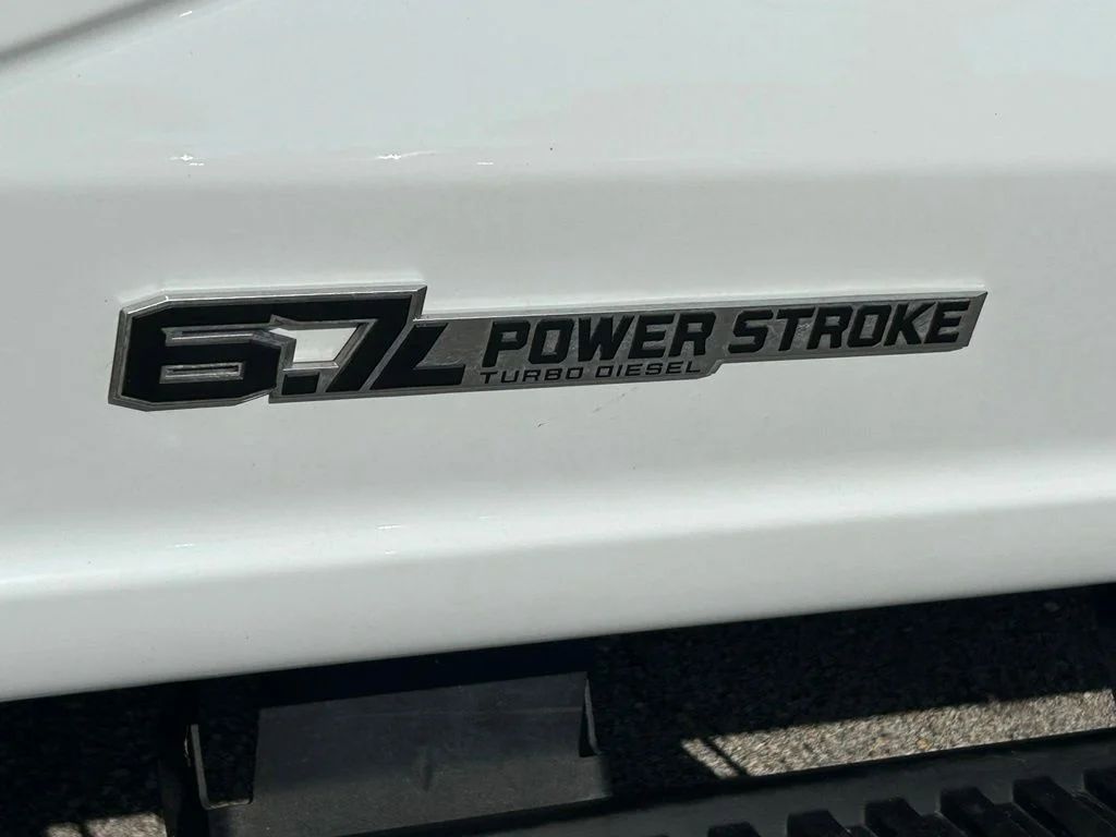 Used 2026 Oxford White Ford XLT image 17