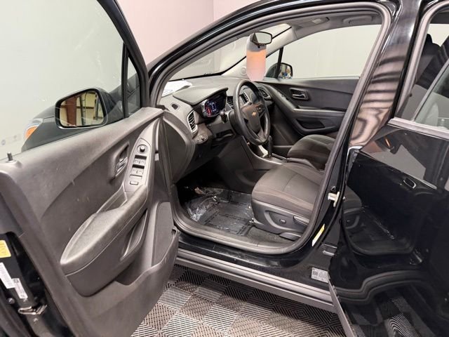 Used 2019 Black Metallic Chevrolet LS image 14