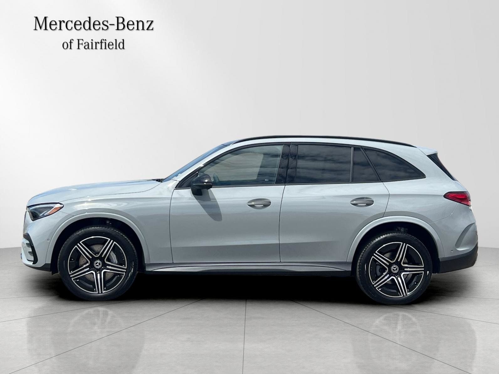 New 2027 MANUFAKTUR Alpine Grey Mercedes-Benz 300 image 5