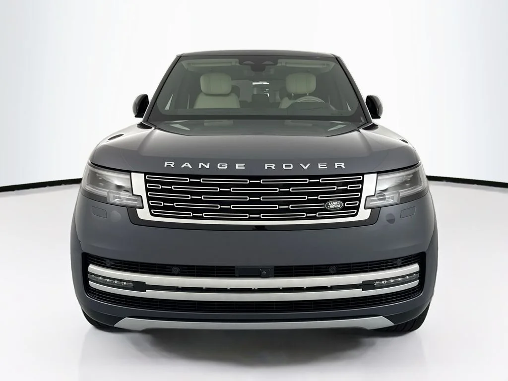 New 2026 Varesine Blue Land Rover Autobiography image 2