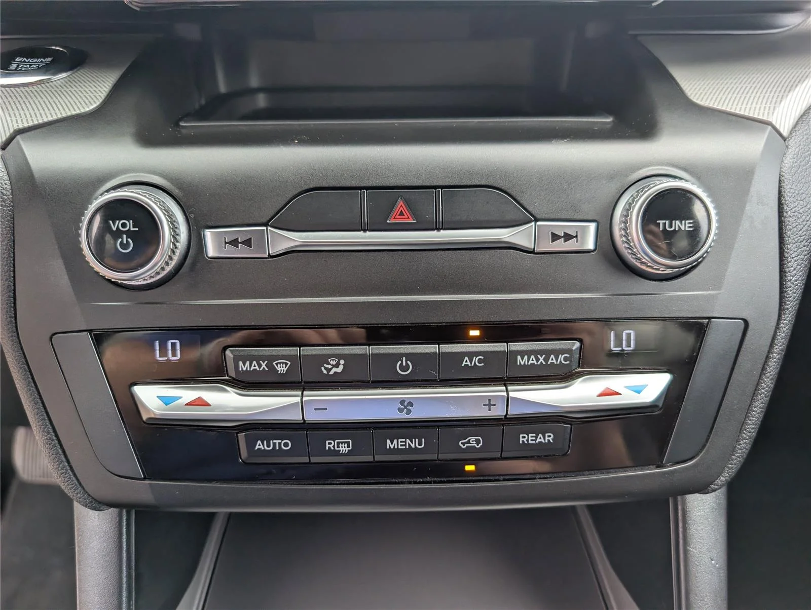 Used 2020 Iconic Silver Ford XLT image 24