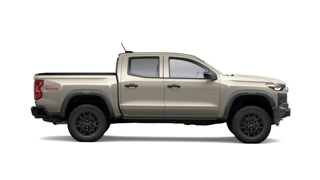 New 2026 White Chevrolet Trail Boss image 15