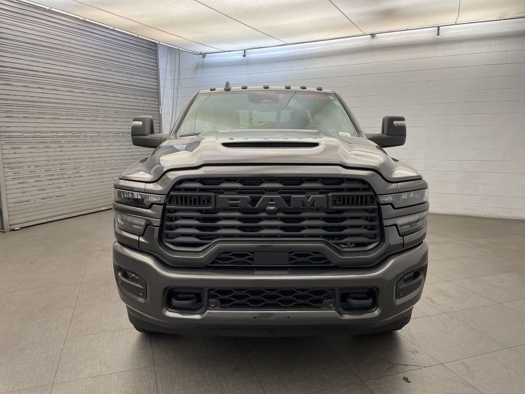 New 2026 Granite Crystal Metallic Clearcoat RAM Black Express image 6