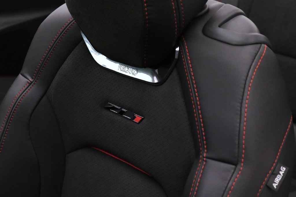 2024 Chevrolet Camaro ZL1 - Photo 24