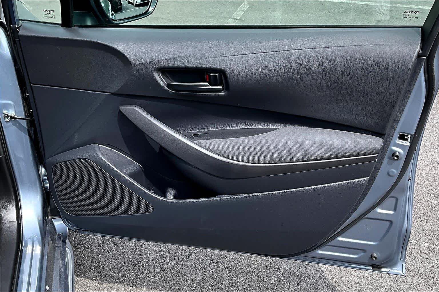 Used 2025 Celestite Toyota LE image 31
