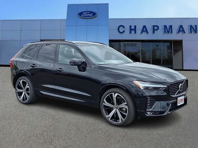 2023 Volvo XC60 B6 Ultimate Dark Theme