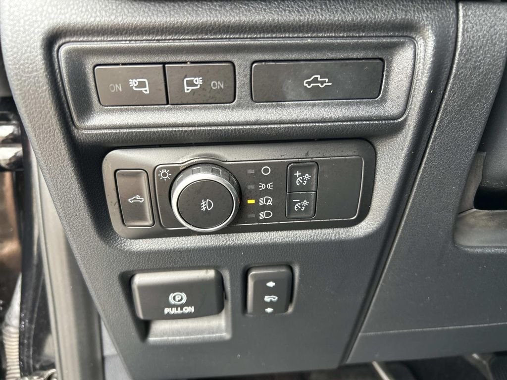 Used 2021 Agate Black Metallic Ford Lariat image 31