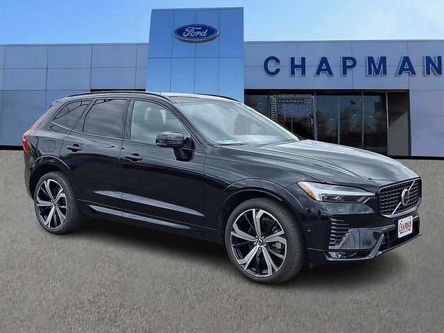 2023 Volvo XC60 B6 Ultimate Dark Theme
