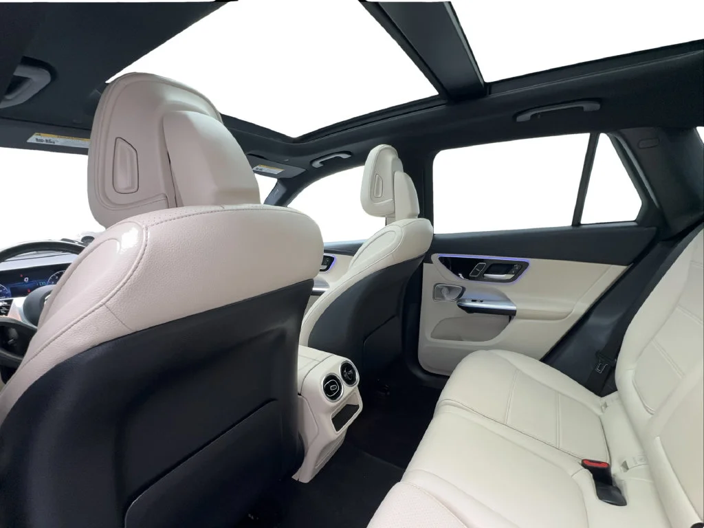 Used 2023 Silver Mercedes-Benz GLC 300 image 26