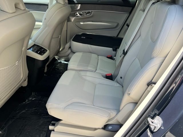 2025 Volvo XC90 Ultra - Photo 23