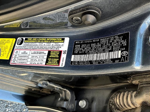 Used 2017 Gray Toyota LE image 18