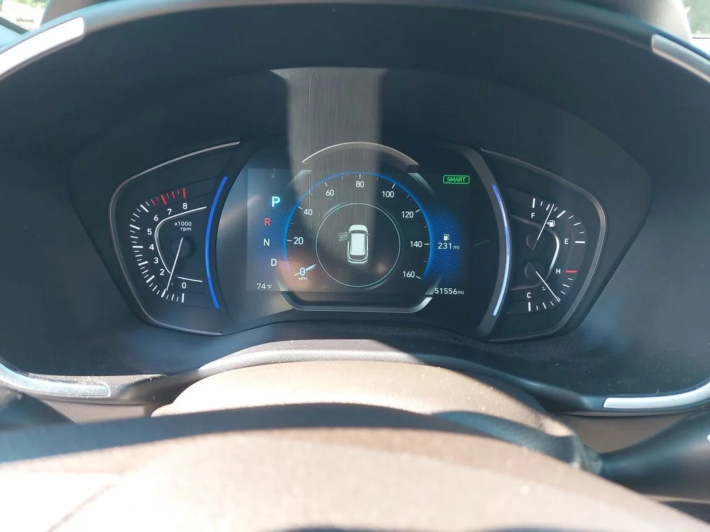 Used 2020 Silver Hyundai SEL image 18
