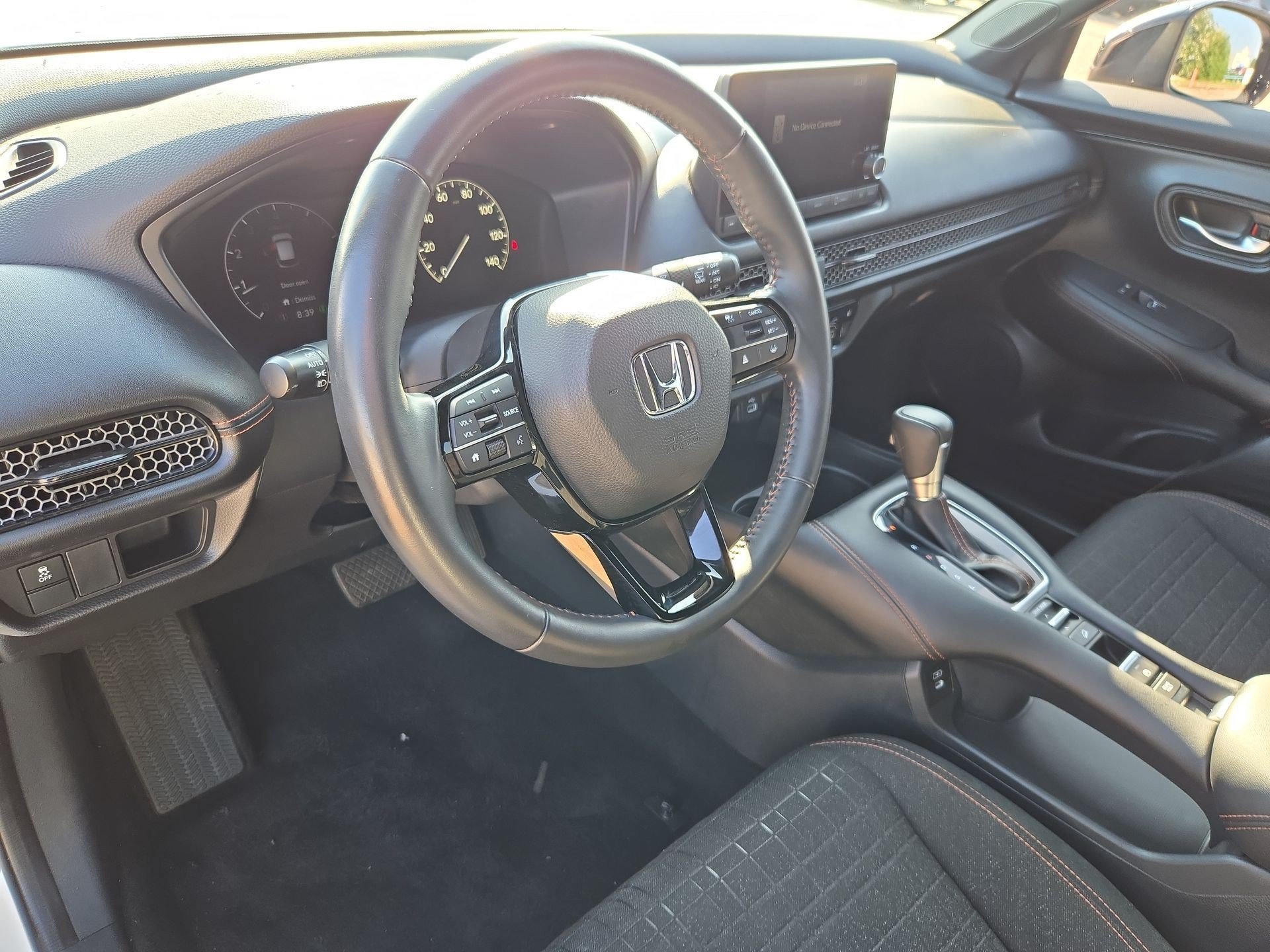 Used 2024 Platinum White Pearl Honda 5DR 2WD SPORT image 43