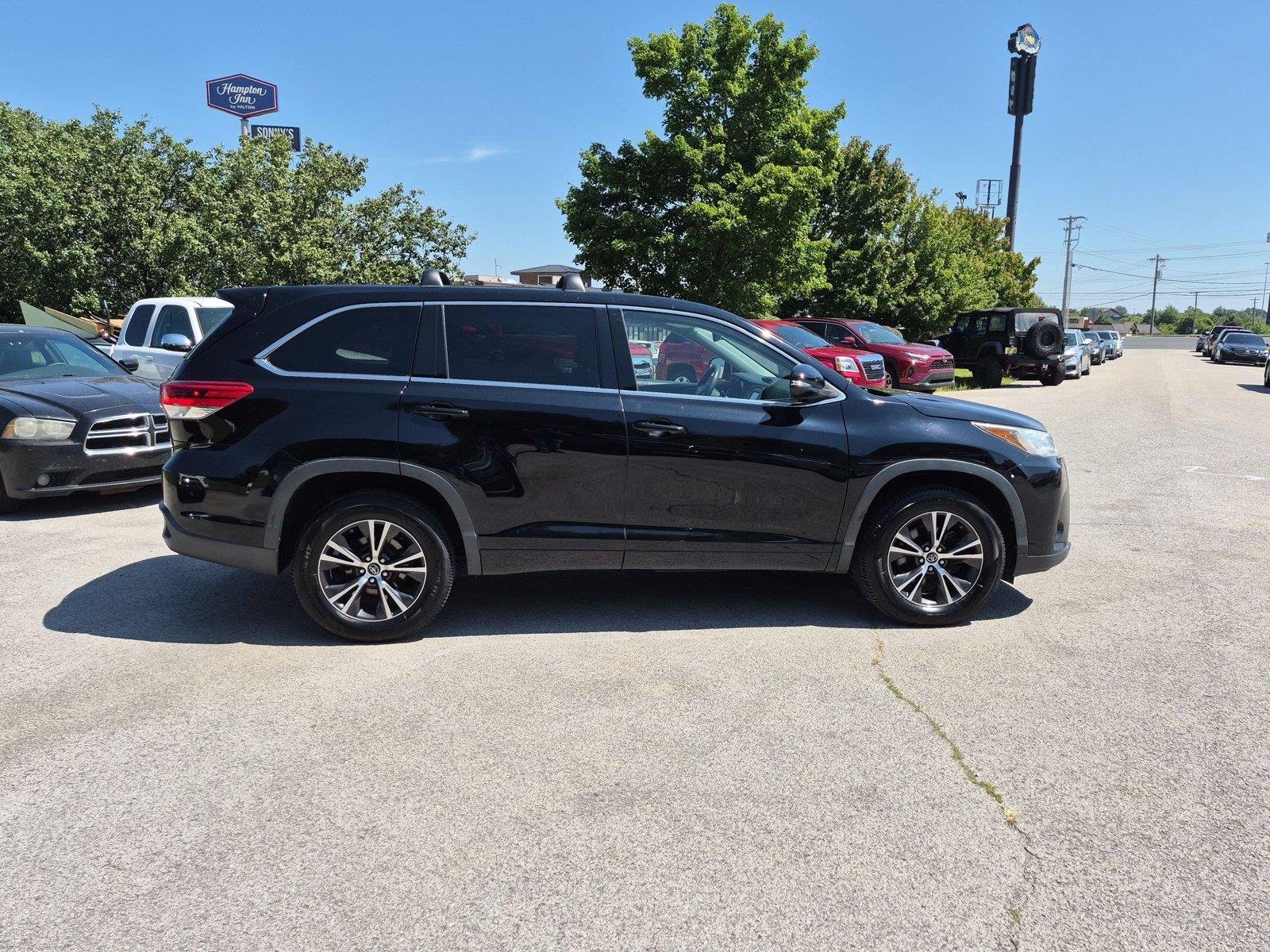 Used 2017 Midnight Black Metallic Toyota LE image 6