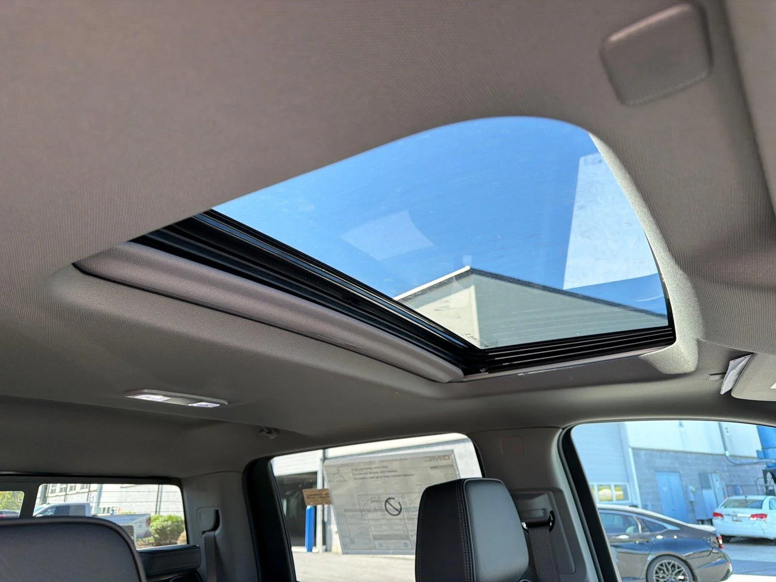2026 GMC Sierra 1500 Denali - Photo 10