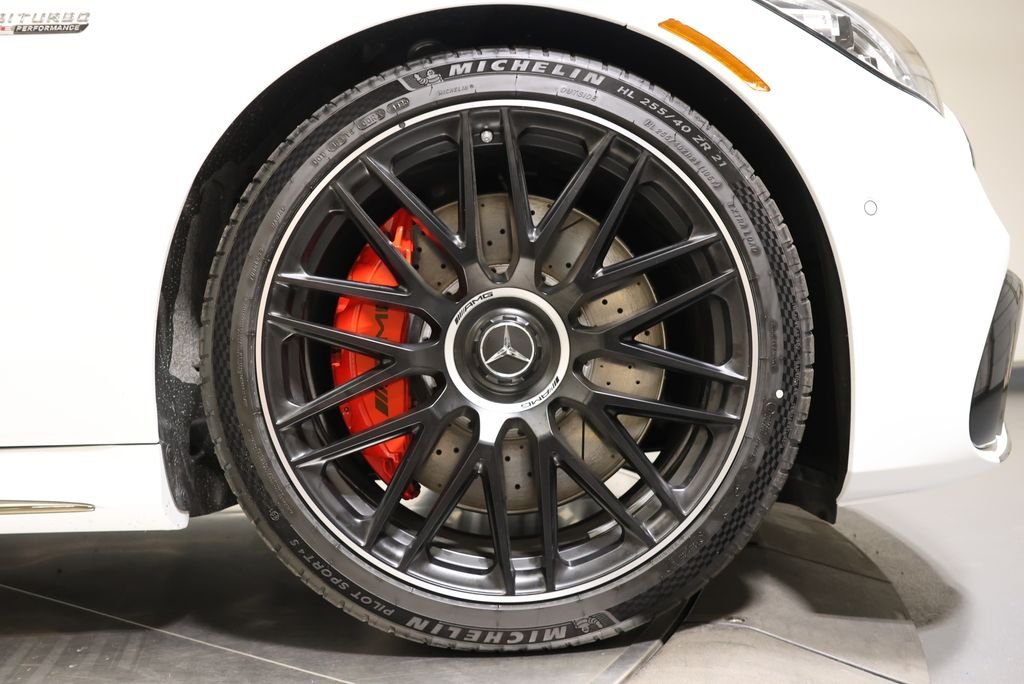 New 2026 MANUFAKTUR Moonlight White Metallic Mercedes-Benz S 63 E AMG® image 14