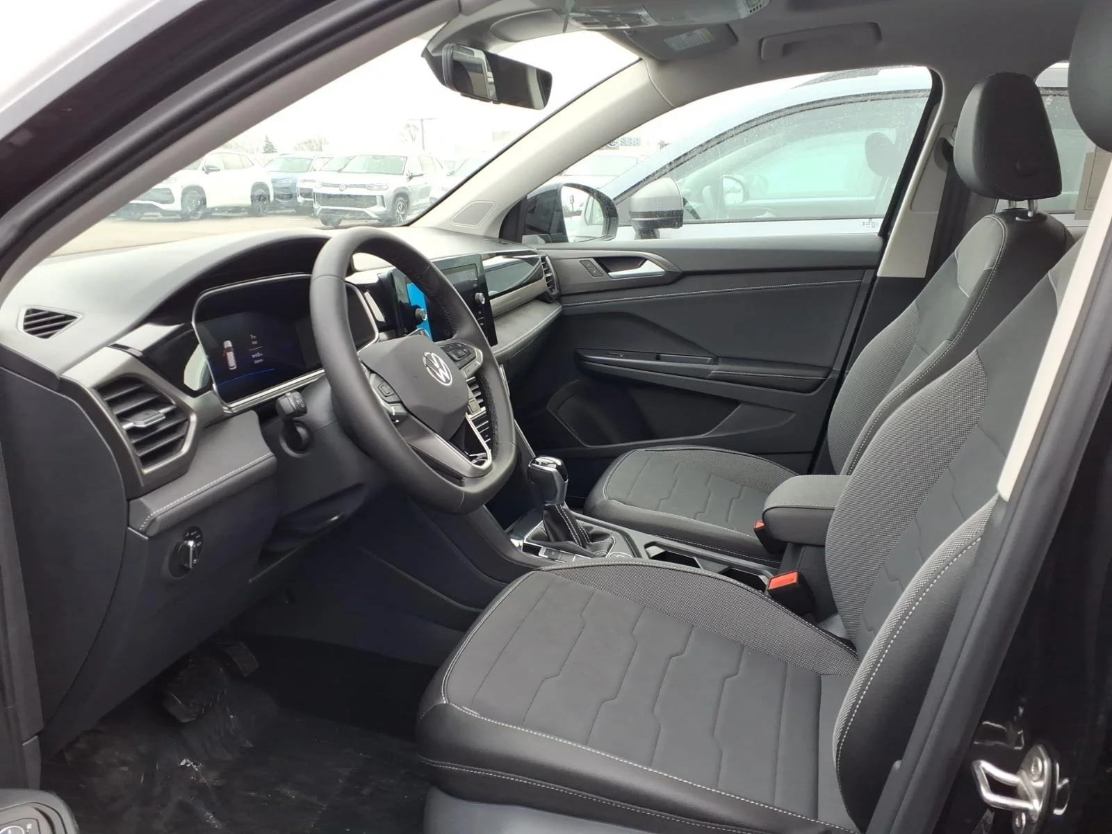 New 2026 Deep Black Pearl Volkswagen SE BLACK 4MOTION image 18